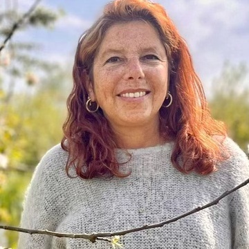 Nadine - Trauma therapeut IFS en IOPT Reader en Healer en Coach en Systemisch en Opstellingen
