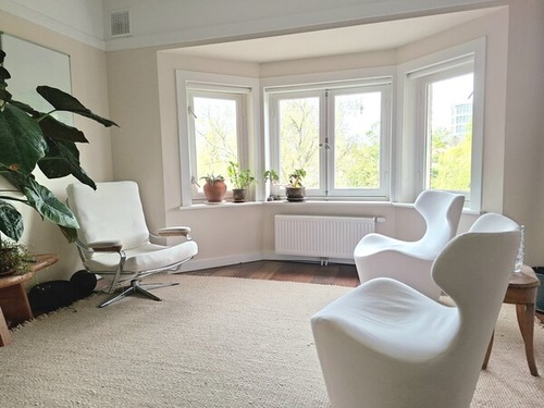 individual- and relationship therapist in Amsterdam